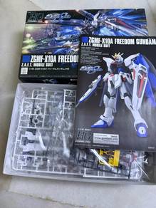 Bandai Hg ZGMF-X10A Freedom Gundam