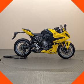 Suzuki GSX-8S