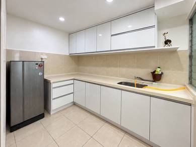 Condominium For Sale in Sea View Tower @ Harbour Place