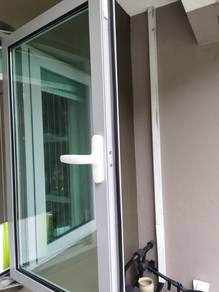 Tingkap Multi Point Casement-Aluminium kace