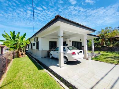Bungalow House For Sale in Seri Kembangan,SGR