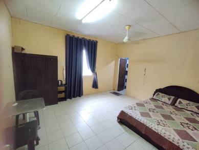 Room in Kota Bharu, KTN