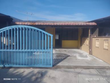 Terraced House For Rent in Jenjarom,SGR