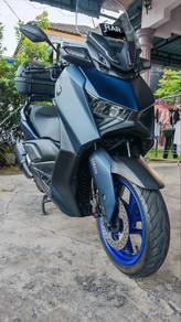 Yamaha XMAX