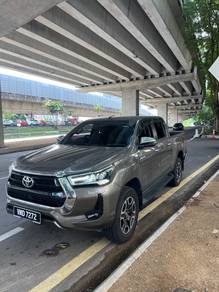 Toyota Hilux V in Bandar Menjalara, KUL