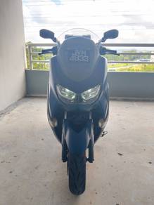 Yamaha NMAX
