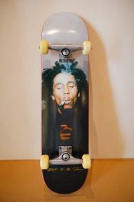 PRIMITIVE - Bob Marley 8.0” Skateboard