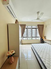 Room in Damansara Damai, SGR
