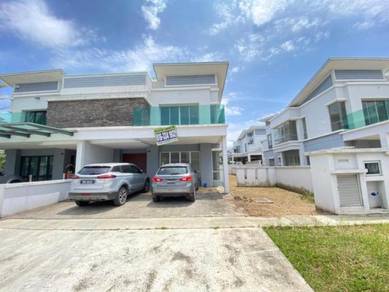 Semi-Detached House For Sale in Rawang,SGR