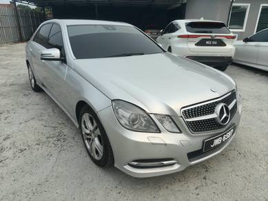Mercedes Benz E250 250 CGI BlueEFCY AVNTGRDE(CKD) in Muar, JHR