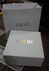CHRISTIAN DIOR Box & Paper Bag