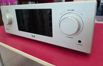 German Made High End Stereo Pre Amplifier Like New