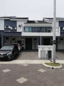 Townhouse Condo For Rent in Taman Alam Perdana Apartment