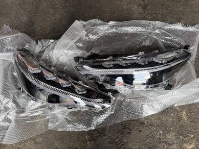 Toyota Corolla Cross 4 eyes facelift head light