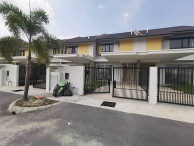 2-storey Terraced House For Sale in Banting,SGR