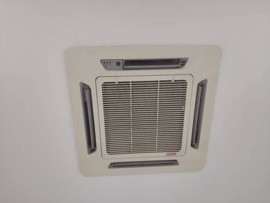 2.5 HP Daikin Airconds