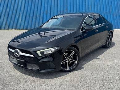 Mercedes Benz A200 200 PROGRESSIVE LINE in Sungai Besi, KUL