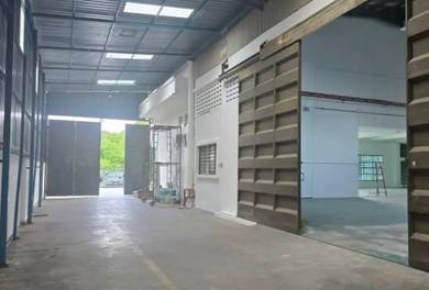 Warehouse / Factory For Rent in Puchong,SGR