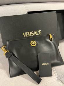 versace clutch A5