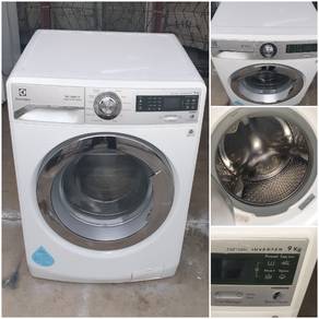 Electrolux front load washing machine washer 9.0-k