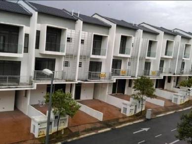 3-storey Terraced House For Sale in Rawang,SGR