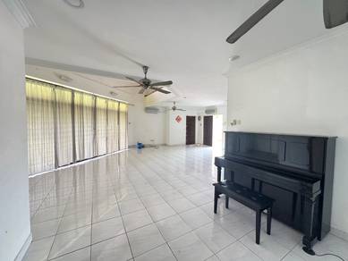 Bungalow House For Sale in Sungai Buloh,SGR