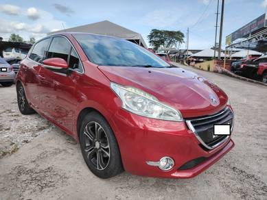 Peugeot 208 VTi ALLURE in Puchong, KUL