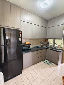 Apartment For Sale in Suria Kipark Damansara