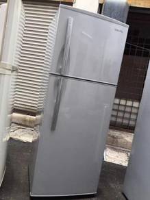 Hitachi Refrigerator 2 doors fridge Peti Sejuk Ais