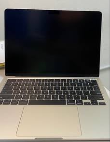 Macbook M3 8GB Ram 512GB