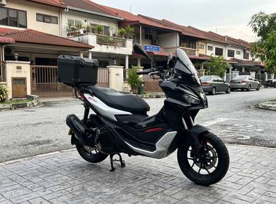 Aprilia SR GT 200 Std