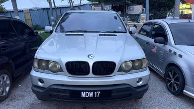 BMW X5 (CBU) in Batu Caves, SGR