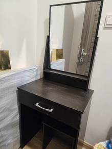 Meja solek / Dressing table