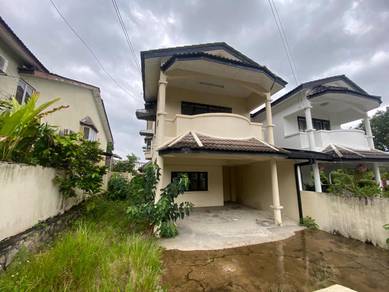 Semi-Detached House For Sale in Rawang,SGR