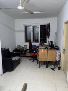 Service Residence For Sale in Casa Subang