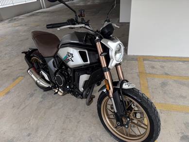 CFMOTO 700 CL-X Heritage