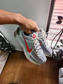 nike Vomero 5 