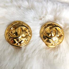 Timeless Chanel Coco Mark Golden
