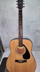 gitar yamaha 310