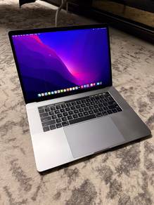 MacBook Pro 15 inch touch bar | touch ID