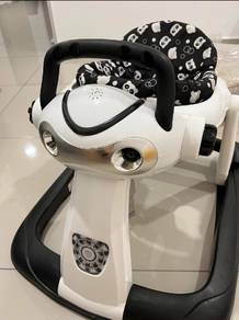 Baby walker 2 in 1