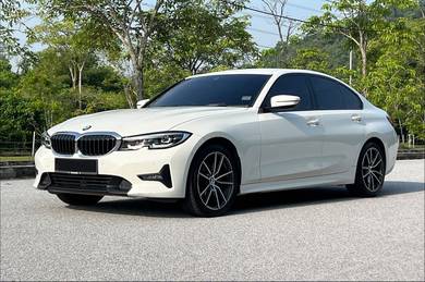 BMW 320i 20i SPORT in Perai, PNG