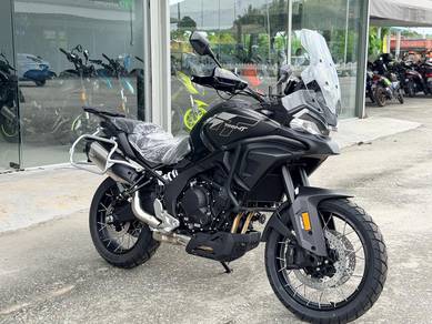 CFMOTO 700MT
