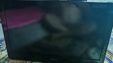 Panasonic LCD Tv 32in.