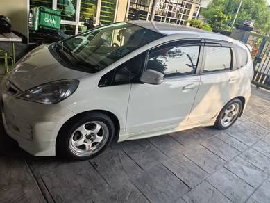 Honda Jazz Hybrid (HYBRID) in Kota Kinabalu, SBH
