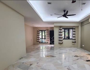 2-storey Terraced House For Sale in Seri Kembangan,SGR