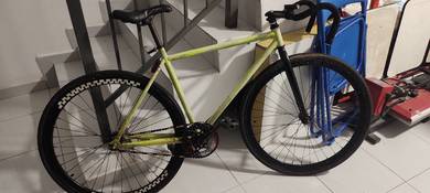 Fixie 700 x 28c w/ Flipflop Hub