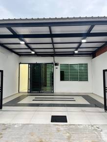 Terraced House For Sale in Lunas,KDH