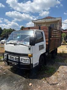 Lori Isuzu NFL 1ton ingin dilepaskan