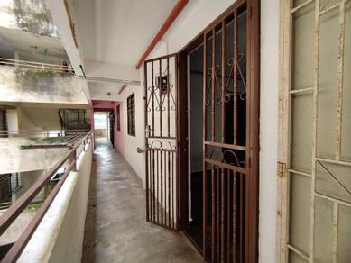 Flat For Rent in Taman Impian Indah